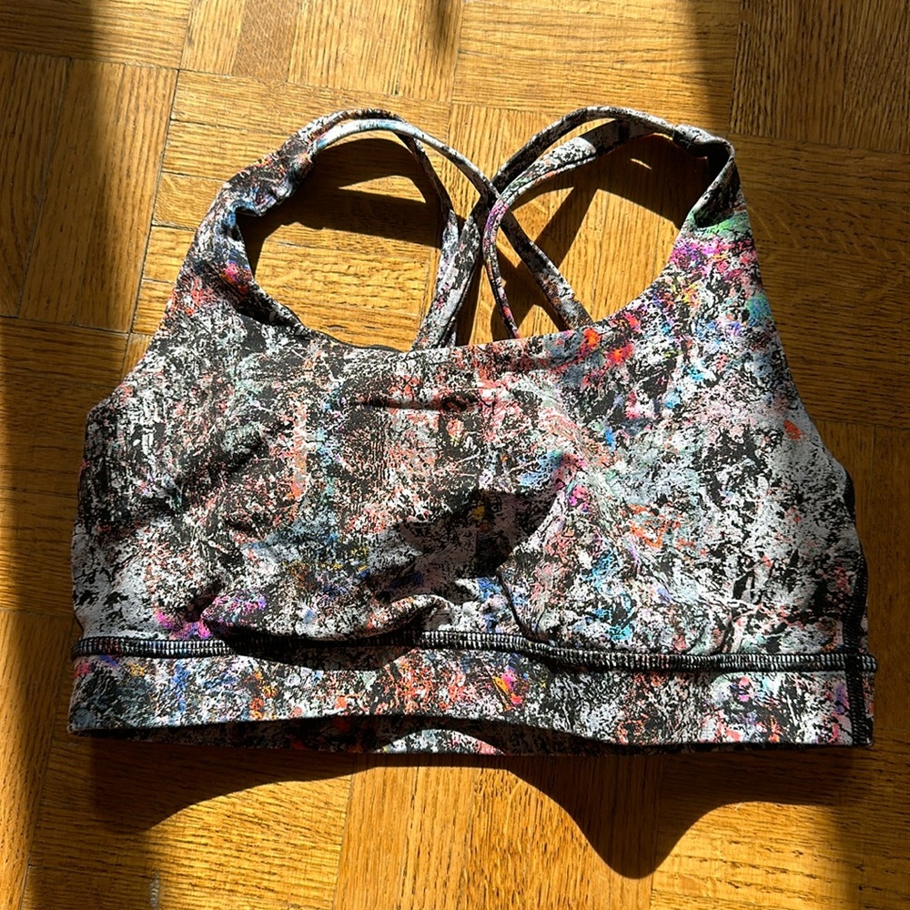 Lululemon Energy Bra multi color size 6 great condition